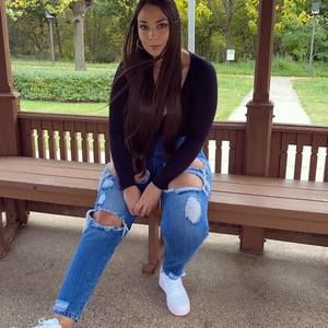 Meet your Posher, Alycia